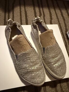 Slip-On Women's Glitter Textured Sneakers - Light Taupe